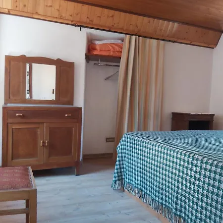Casa Sulle Alture D'orta Vakantiehuis